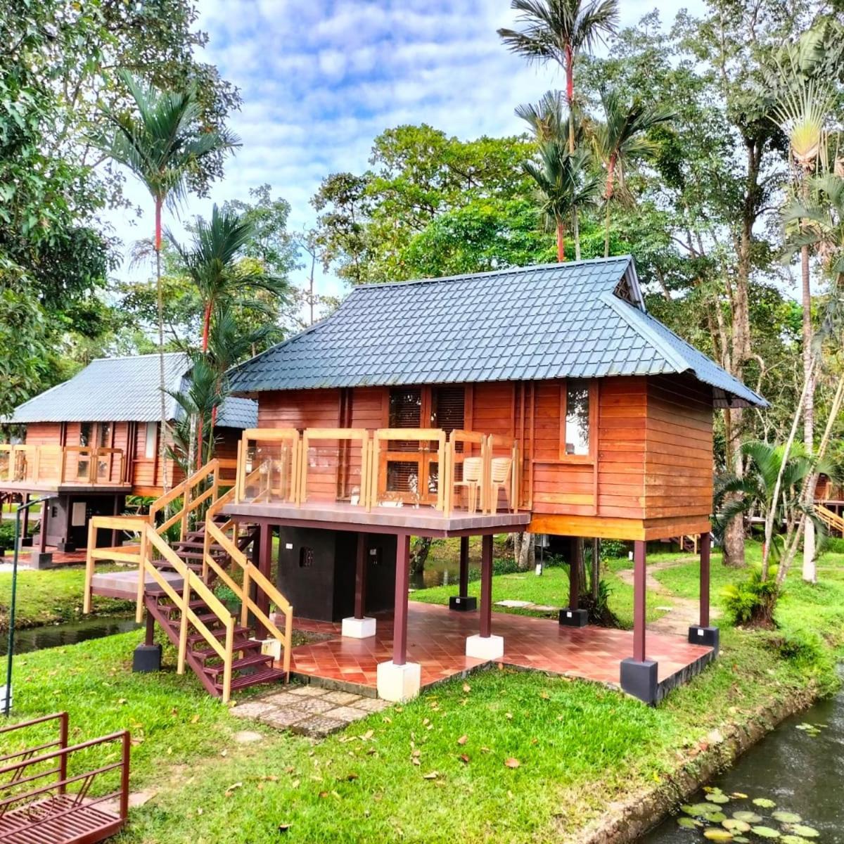 Water Scapes Hotel Kumarakom Bagian luar foto
